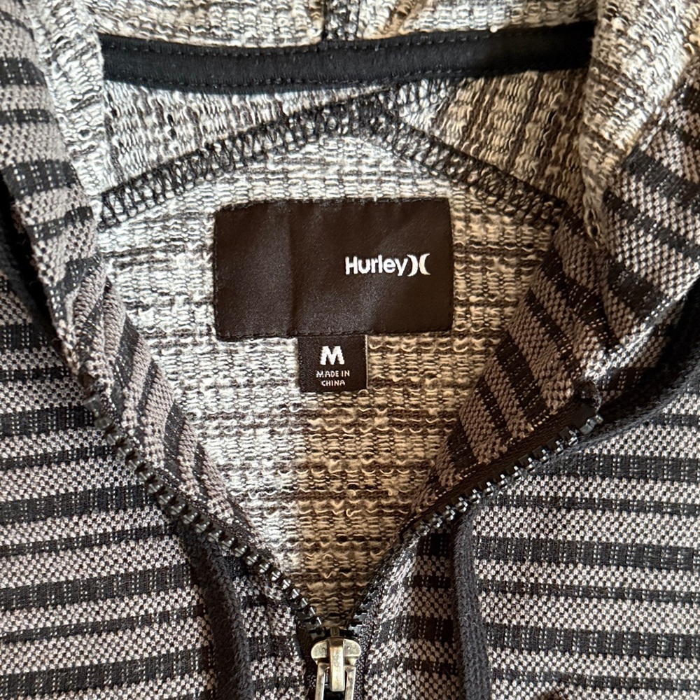 Hurley Men’s Black and Gray Striped Lightweight  full zip Hoodie Jacket Sz M - Picture 2 of 8